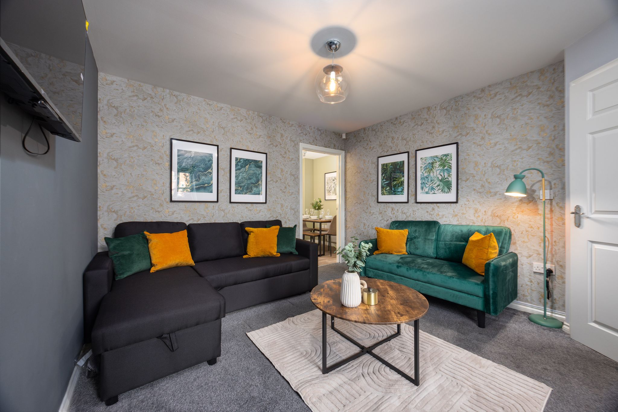 Charming & Comfy House 10 Mins to Newcastle