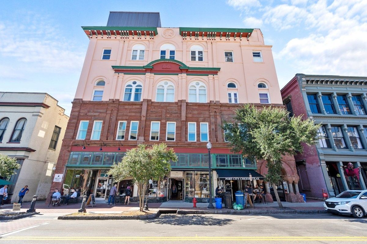 Blue Note Loft | Walk to Riverwalk + Rooftop Bar
