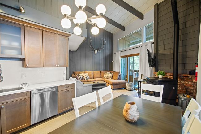 Mammoth Mountain 3BR 3BA Beautiful Family Getaway