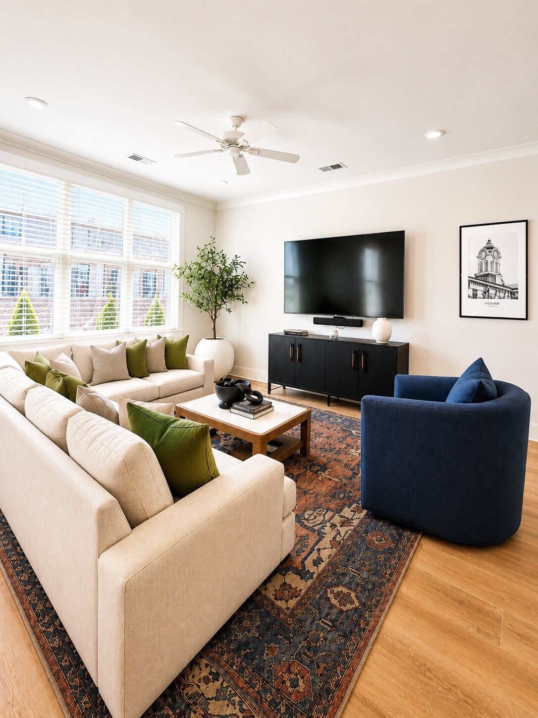 The Grove Haven, 2mi-SQ+Pool by Velvet Ditch Villas