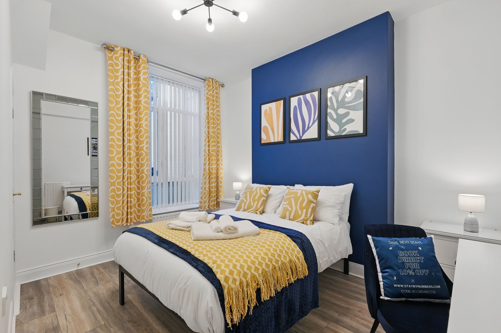 Spacious Victorian Flat near Queens, walk to city by StayByNumbers