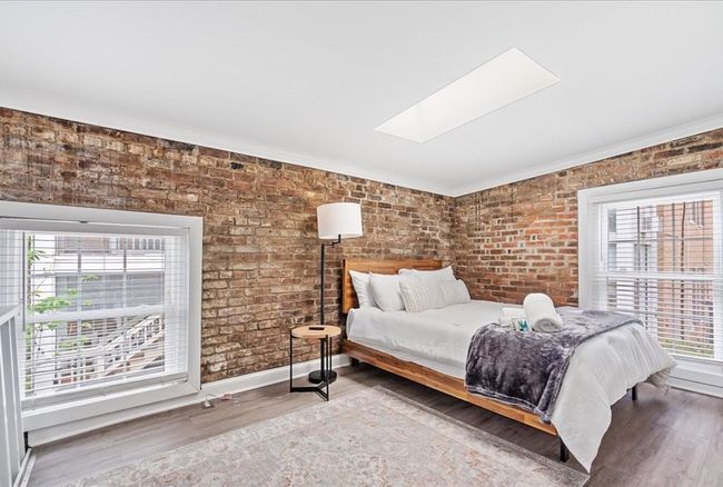Historic Carriage House Loft In Heart of Downtown Mobile