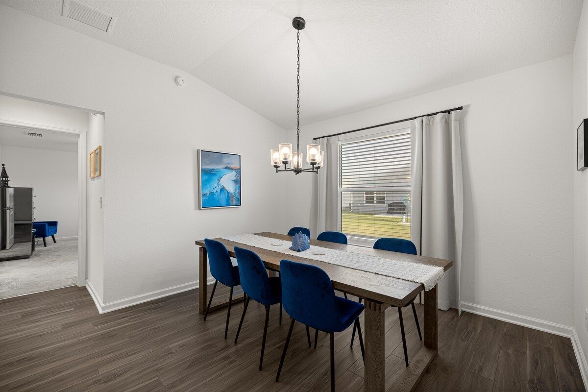 Eastport 3BR · Golf Cart · Patio · Near Pools — photo 8
