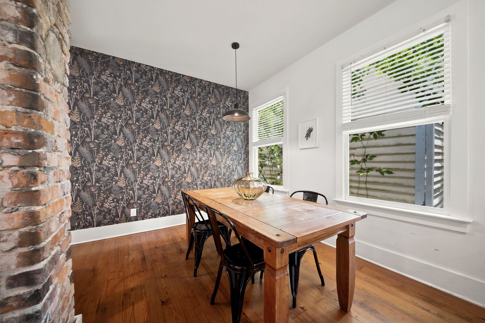 Boho Bungalow - Downtown - Free Parking