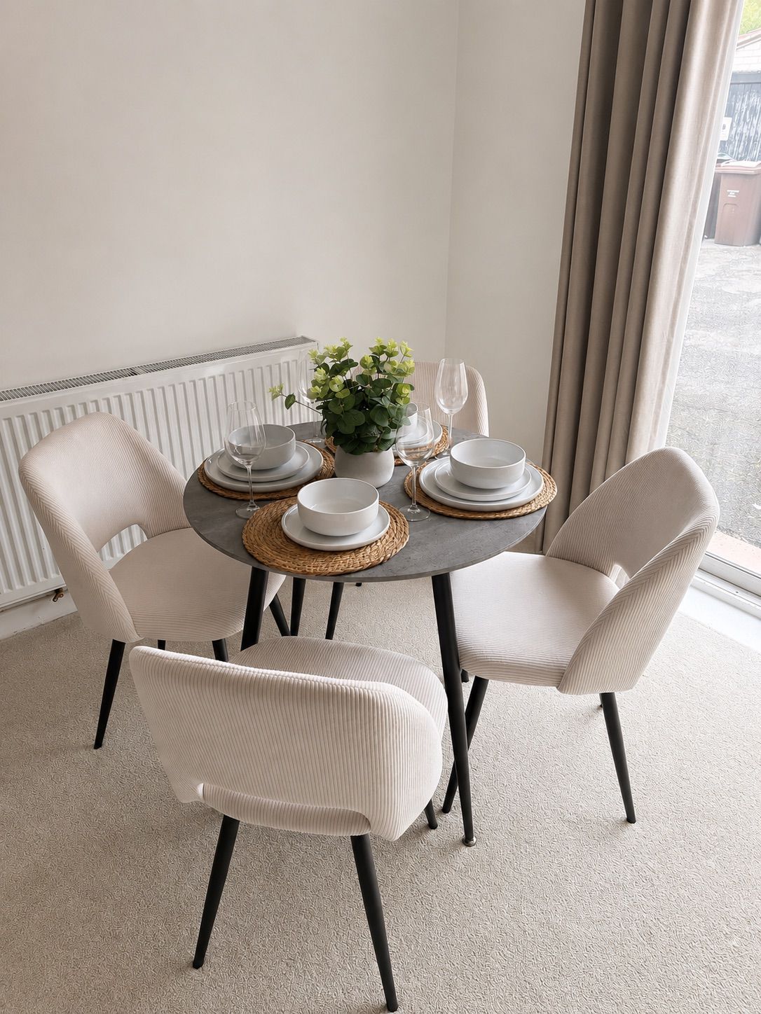 4BDR Luxe Home/Nottingham• Secure/Parking+Discount