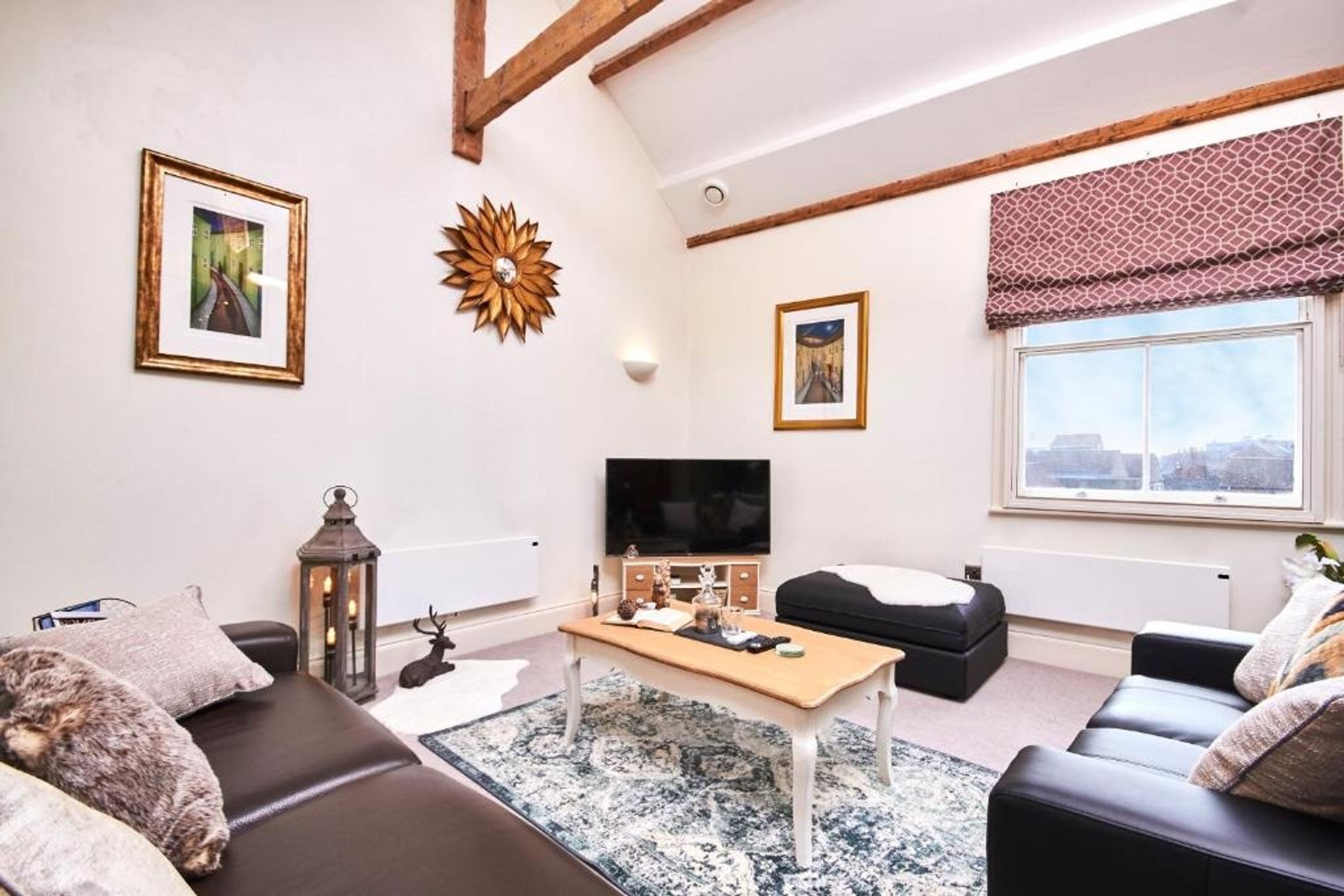 The Magical Central York Abode - Sleeps 6