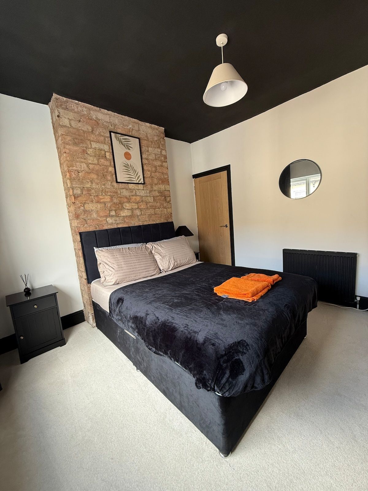 Luxury home - long stays welcome