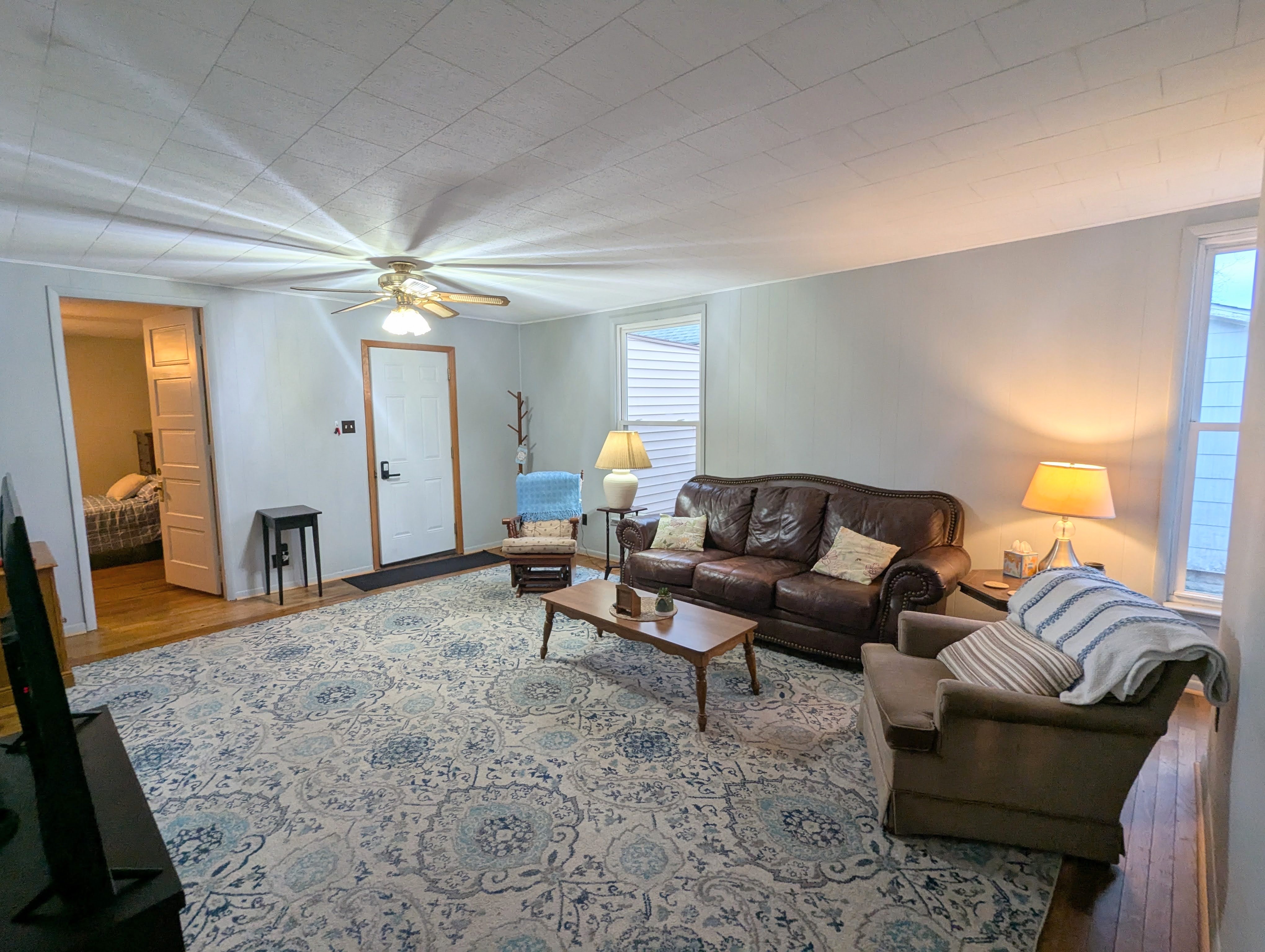 Functional 3 Bedroom Home Near Robinson With WIFI