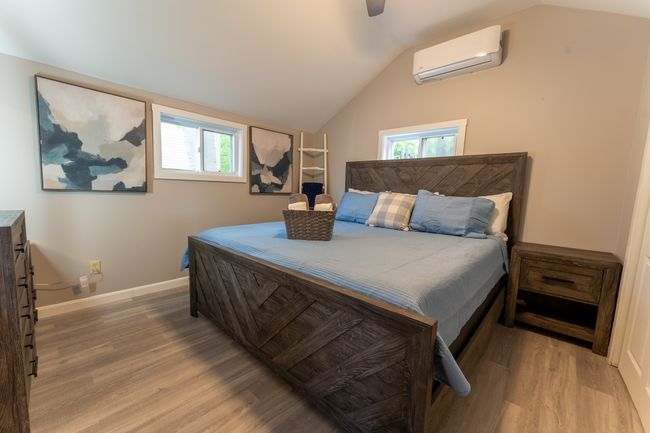 Cabin 9, featuring AC, TV, Wi-Fi, and Lake Views & Access
