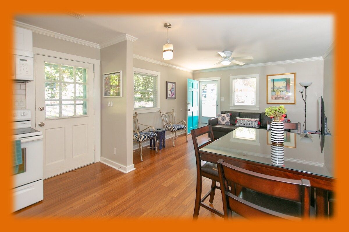 Two Spotless Homes Near Duke · Sleep 8 · Fenced