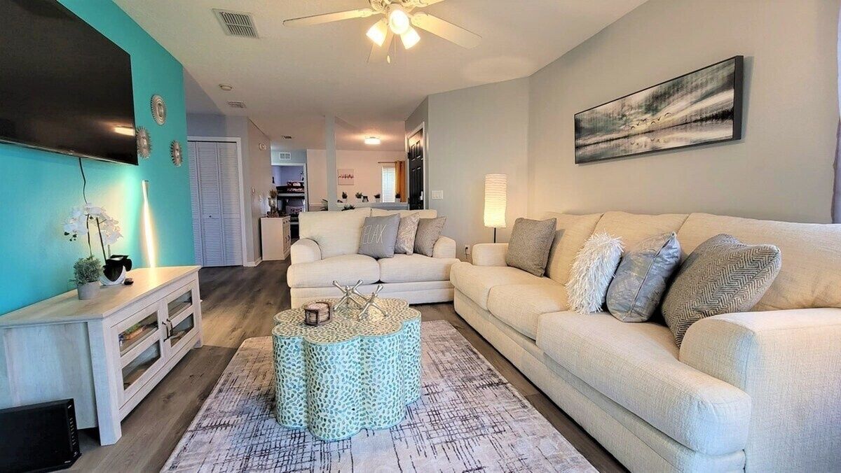 Refreshed 3BR condo- pool/patio/tennis - 1st Floor