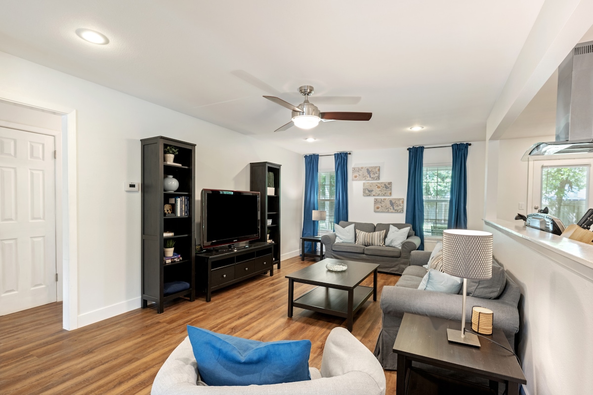 Large Dining, Open Floor Plan by AustinGetaways