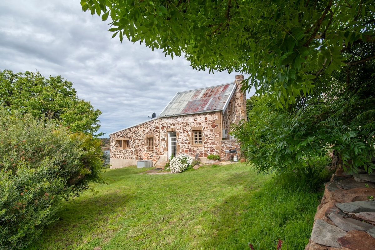 Shepherd's Cottage at Lisdillon Estate