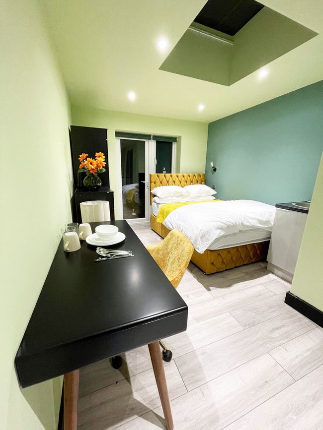 Letzi Private En-suite - M