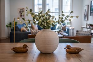 23