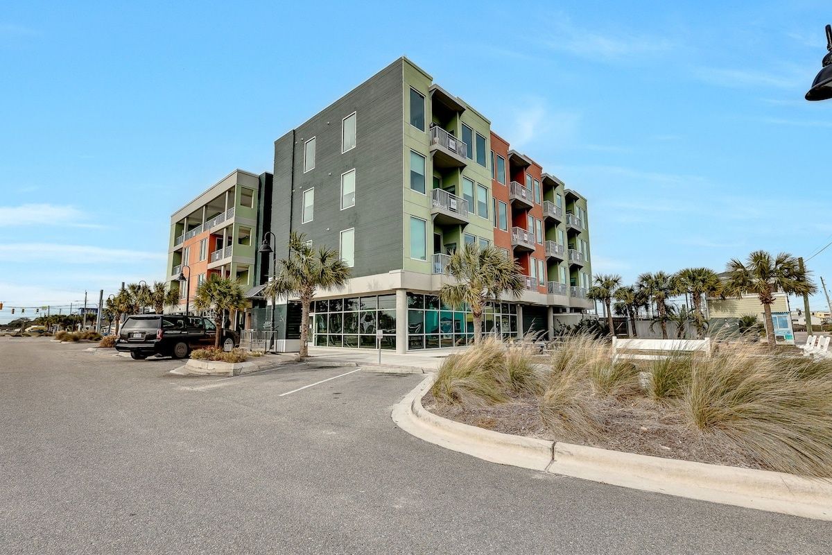 Boardwalk Blue - Modern Beachside Retreat