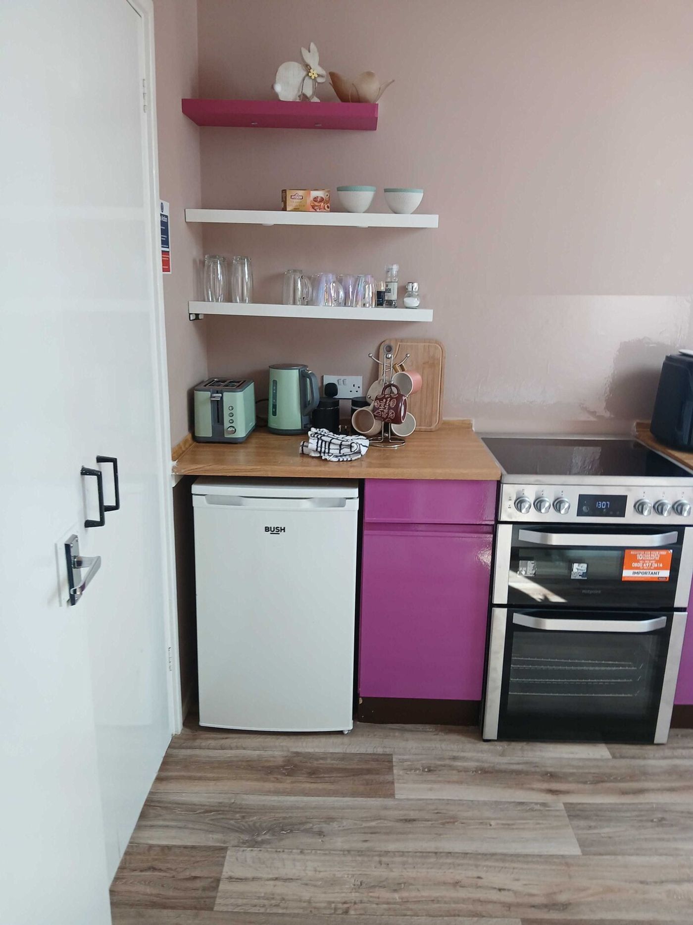 House in Hull: 42 Bridgegate Drive HU9 1SY, photo 1