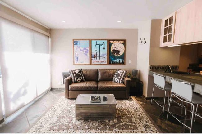 Mammoth’s Modern Studio w/ Self Check in