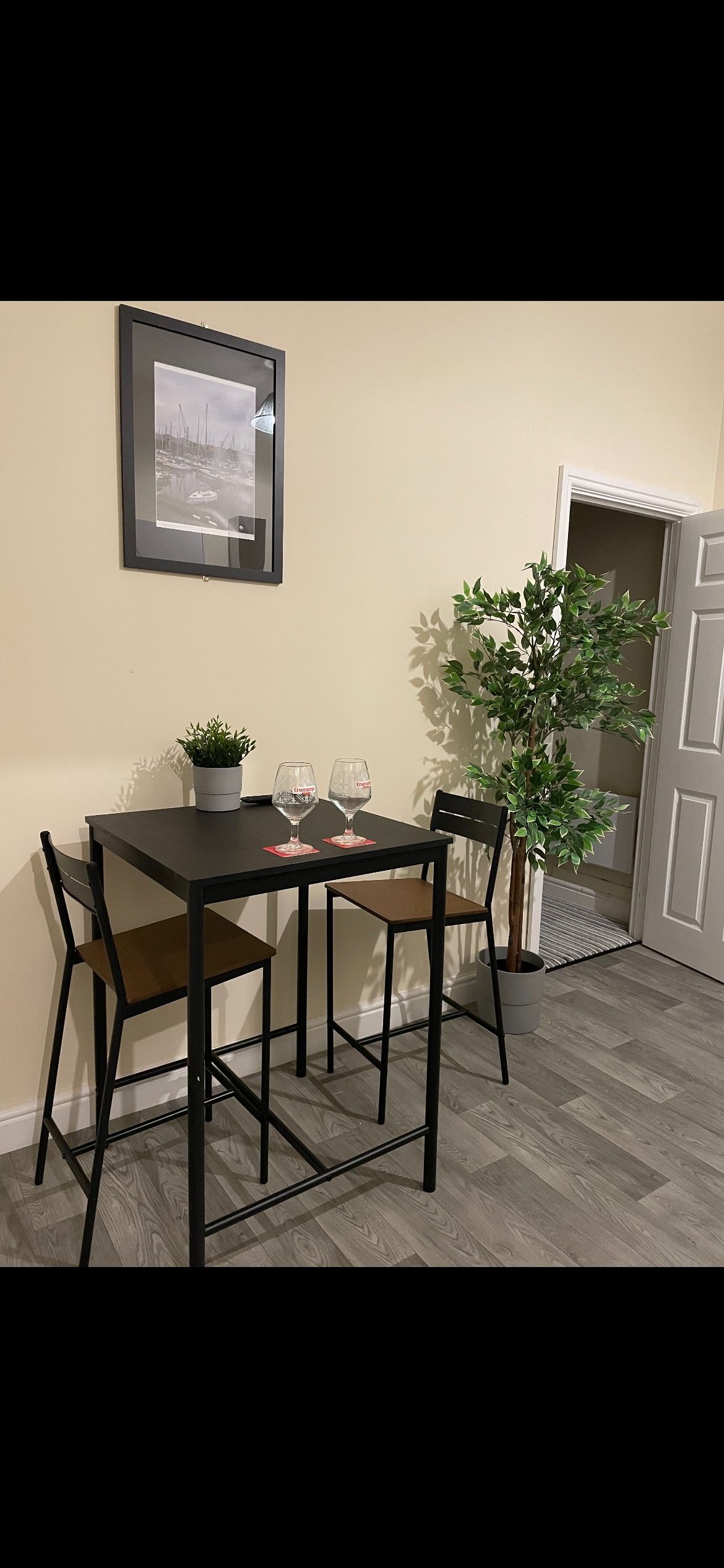 ResiLets: Quayside Stays (4) (1bed apt)