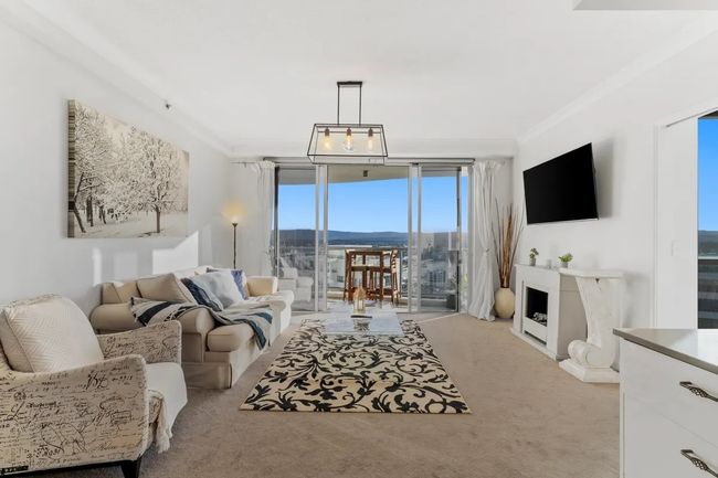 Surfers Paradise Escape - Pools - Gym - Parking