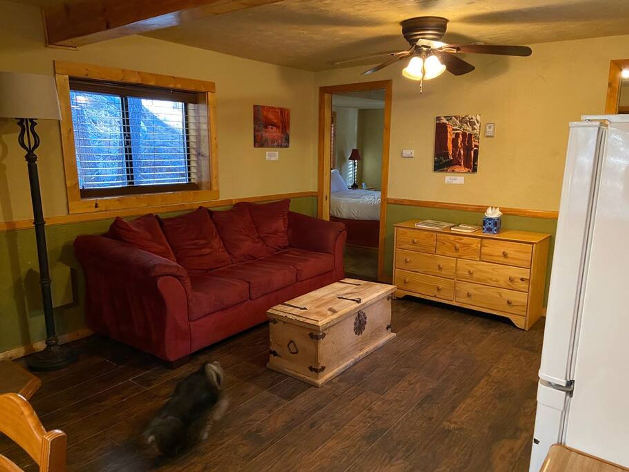 #6 Homey 2 bedroom Cabin