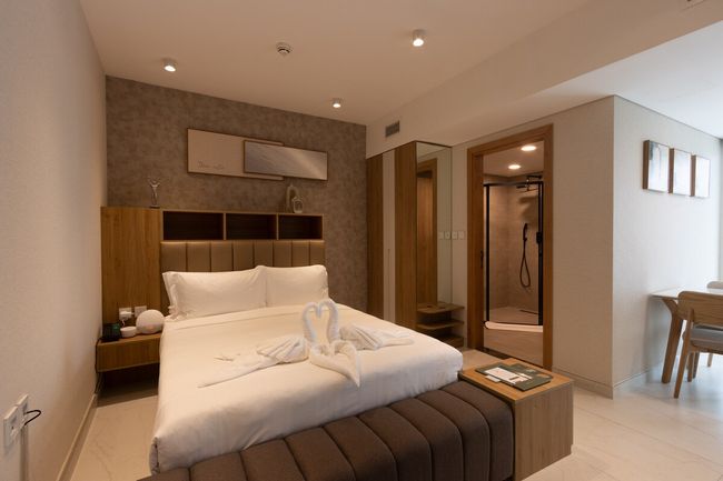 Serviced Wellness Studio with Balcony & Pool