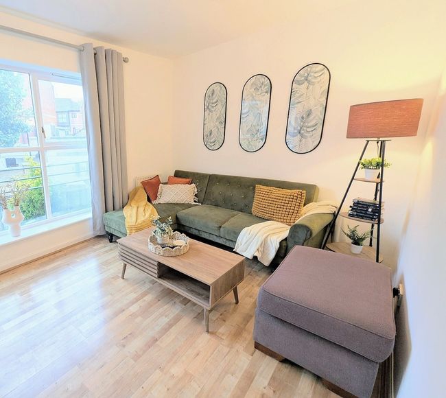 Stylish 3BR Flat | Minutes to Canary Wharf & ExCeL