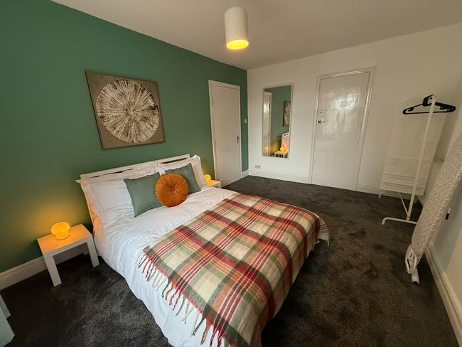 Duke's Retreat - 4 BR Sleeps 8 Ideal 4 Contractors