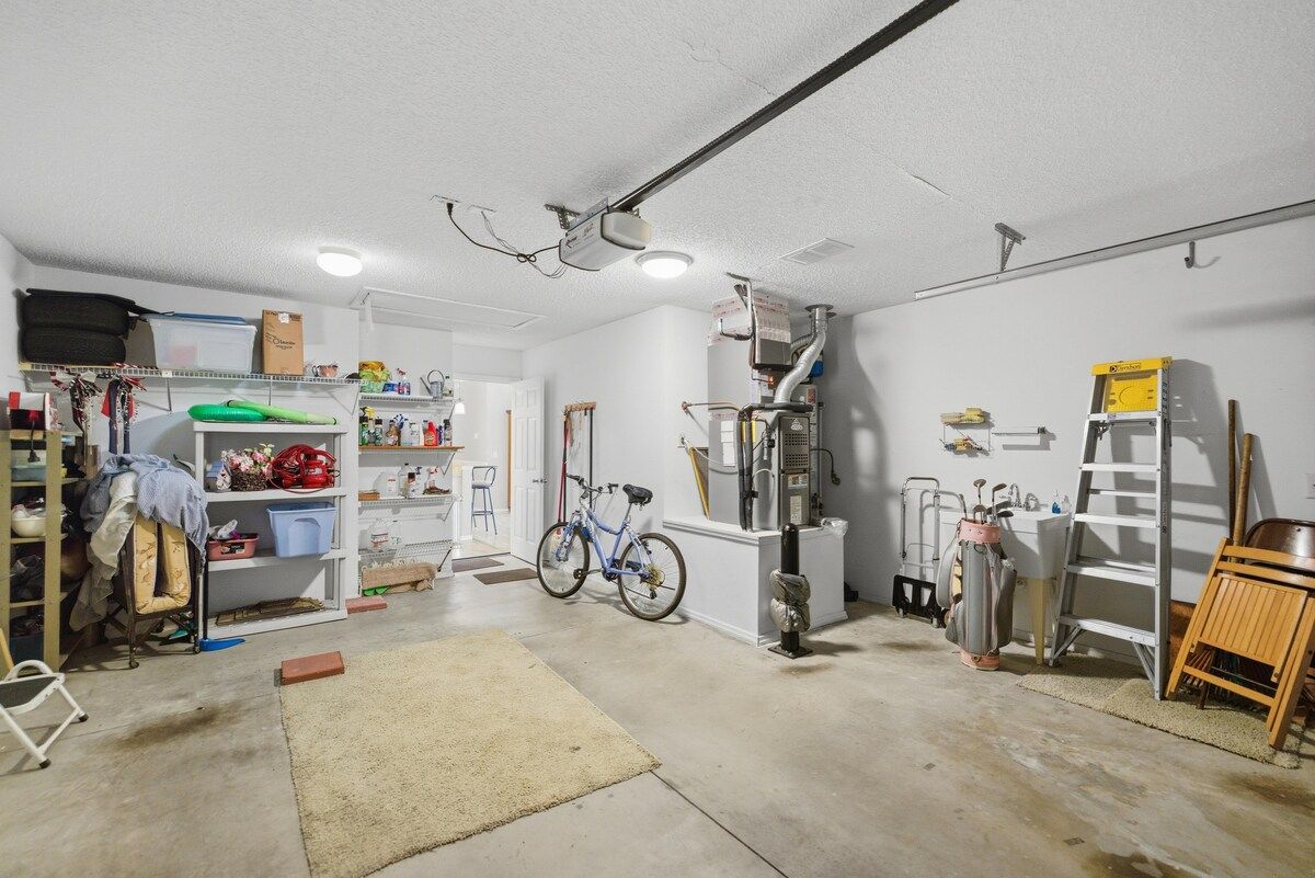 Lakeside Nest · 2BR · Golf Cart · Near Brownwood — photo 17