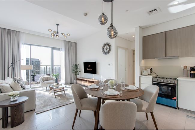 Stylish 1BR Near Dubai Hills Mall and Park