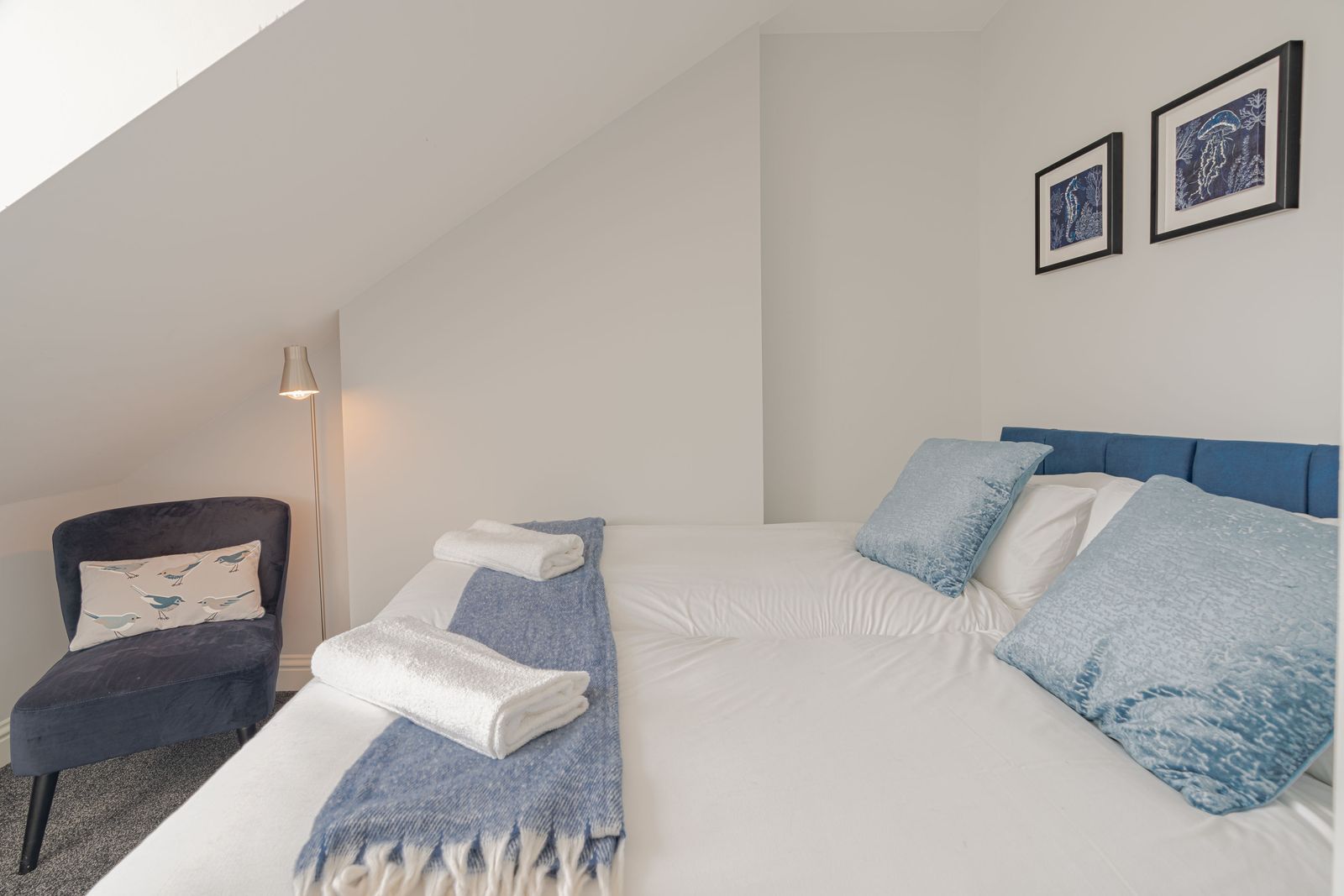 3 Bedroom Seven Dials Apartment - Long Stays Welcome
