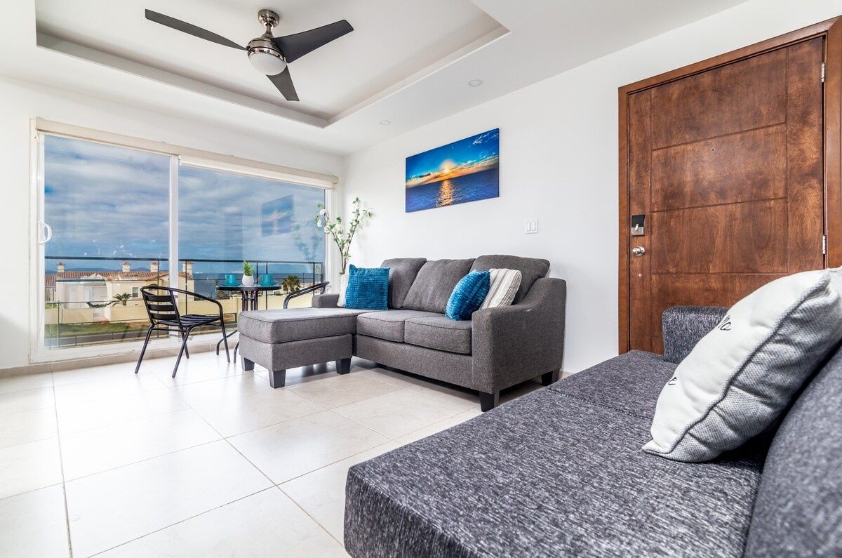 Ocean View, Amazing Sunsets, A/C, Pool, Spa