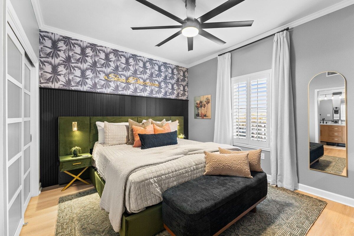 Beach Resort 203 - Luxe Coastal Escape with Resort Pool and Beach Service