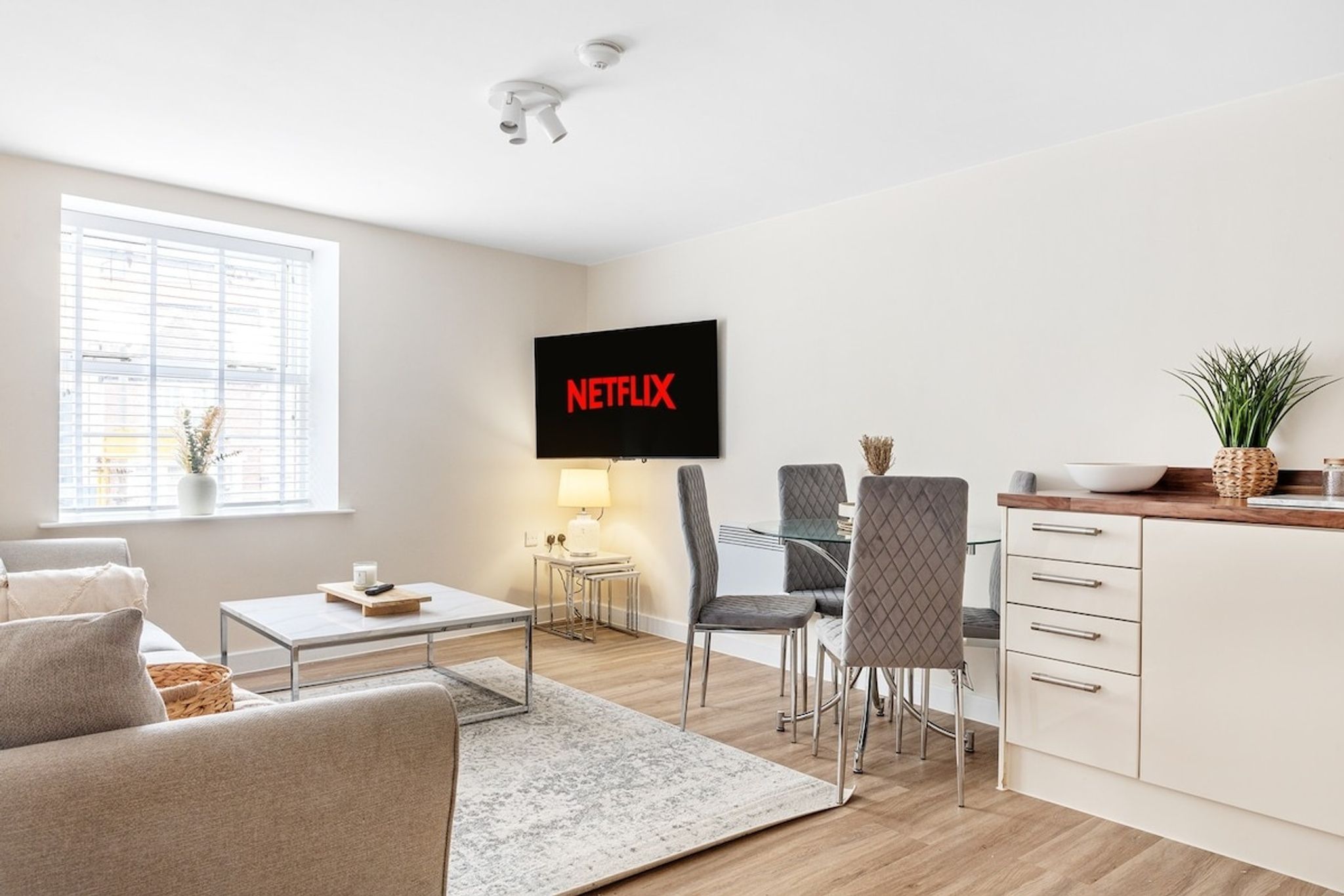 Stylish 3-Bed in Central Nottingham