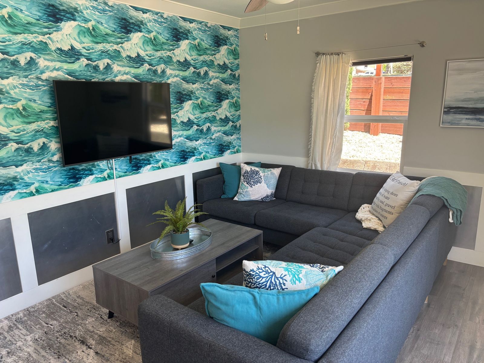 Beachcomber (5/7 Hideaway Units)