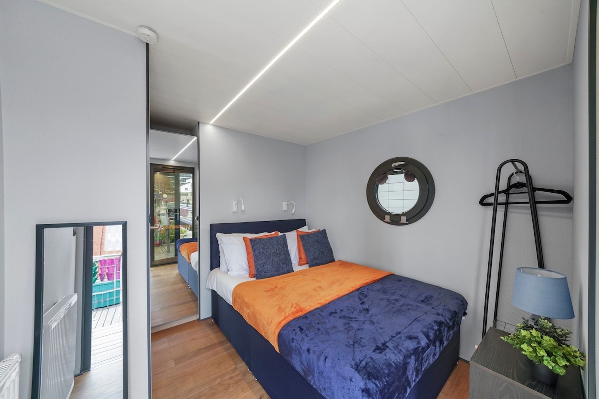 20401