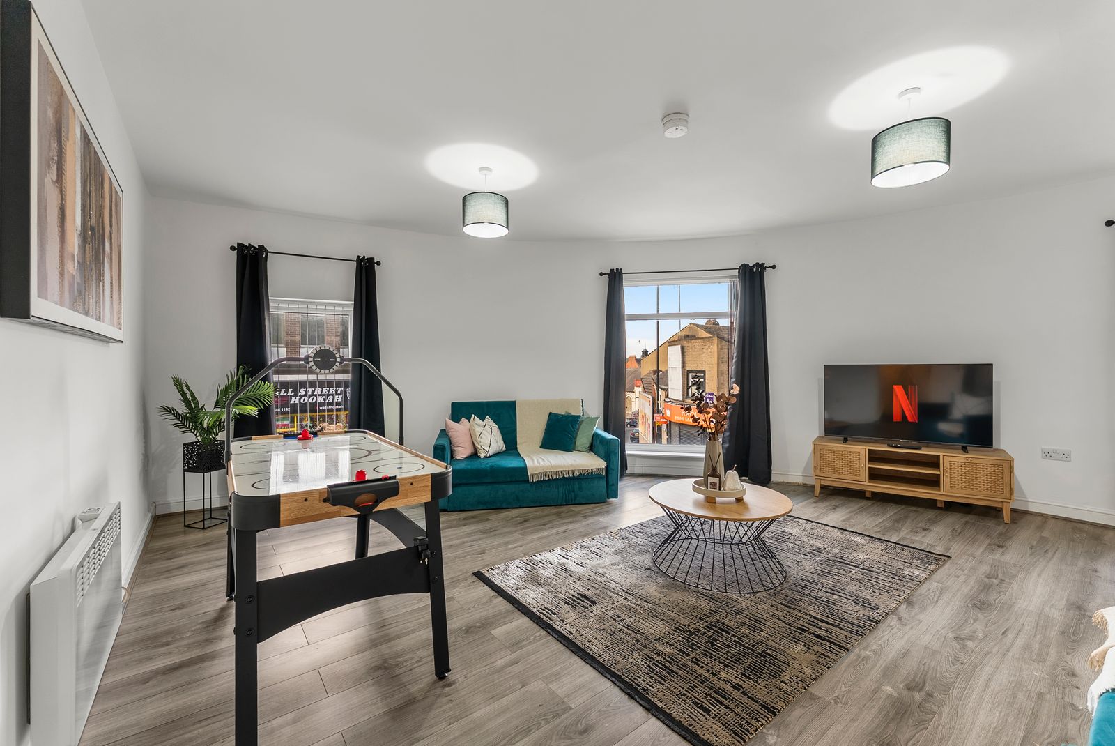 The Wesley Flat | Elegant Leeds Retreat