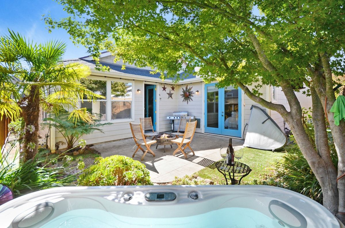 Charming Wine Country Getaway: Cozy Hot Tub, BBQ, & Mini Golf Fun