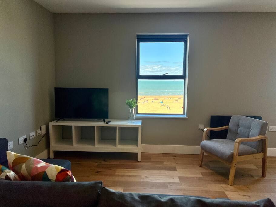 SoHot Stays Sea View | Beach Front | Apt 4