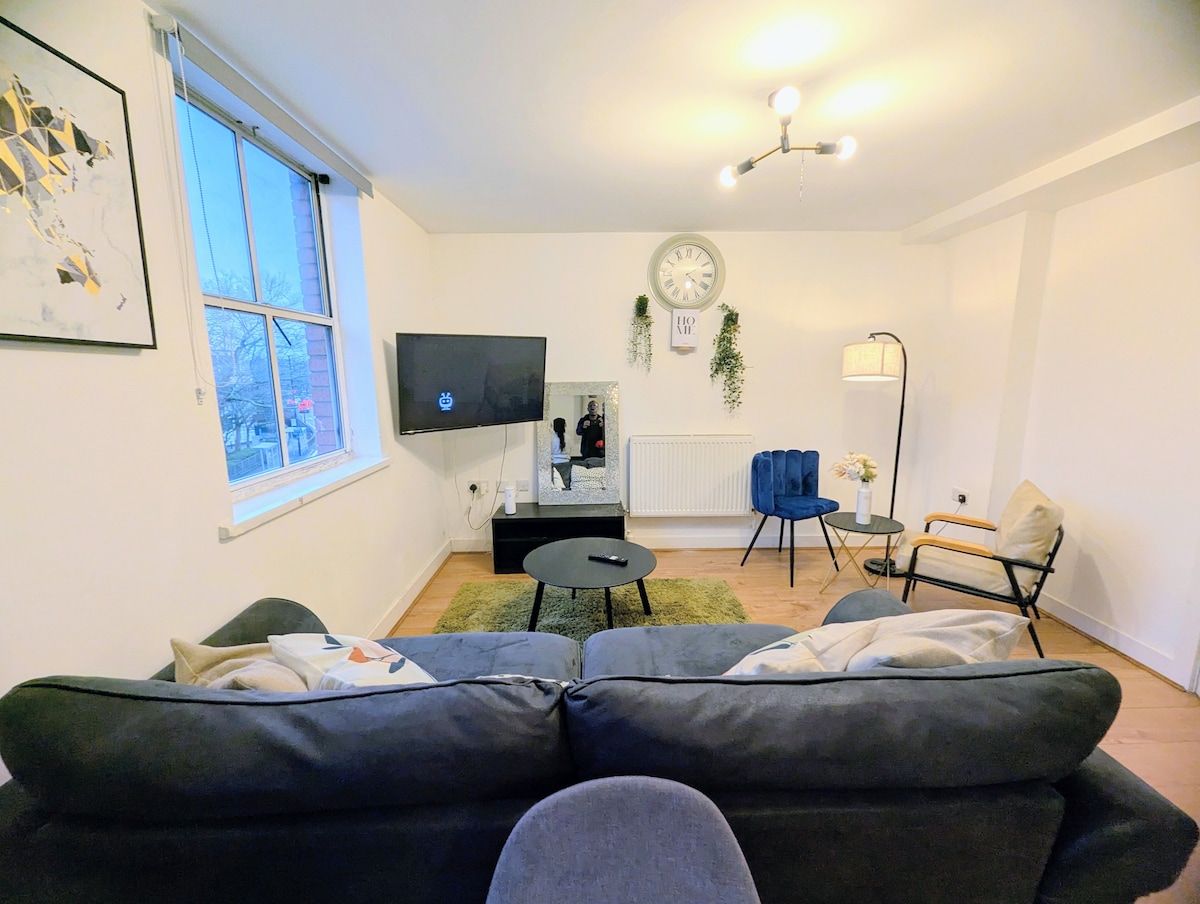 Central Southampton 2BR|Work Stay & family|Parking