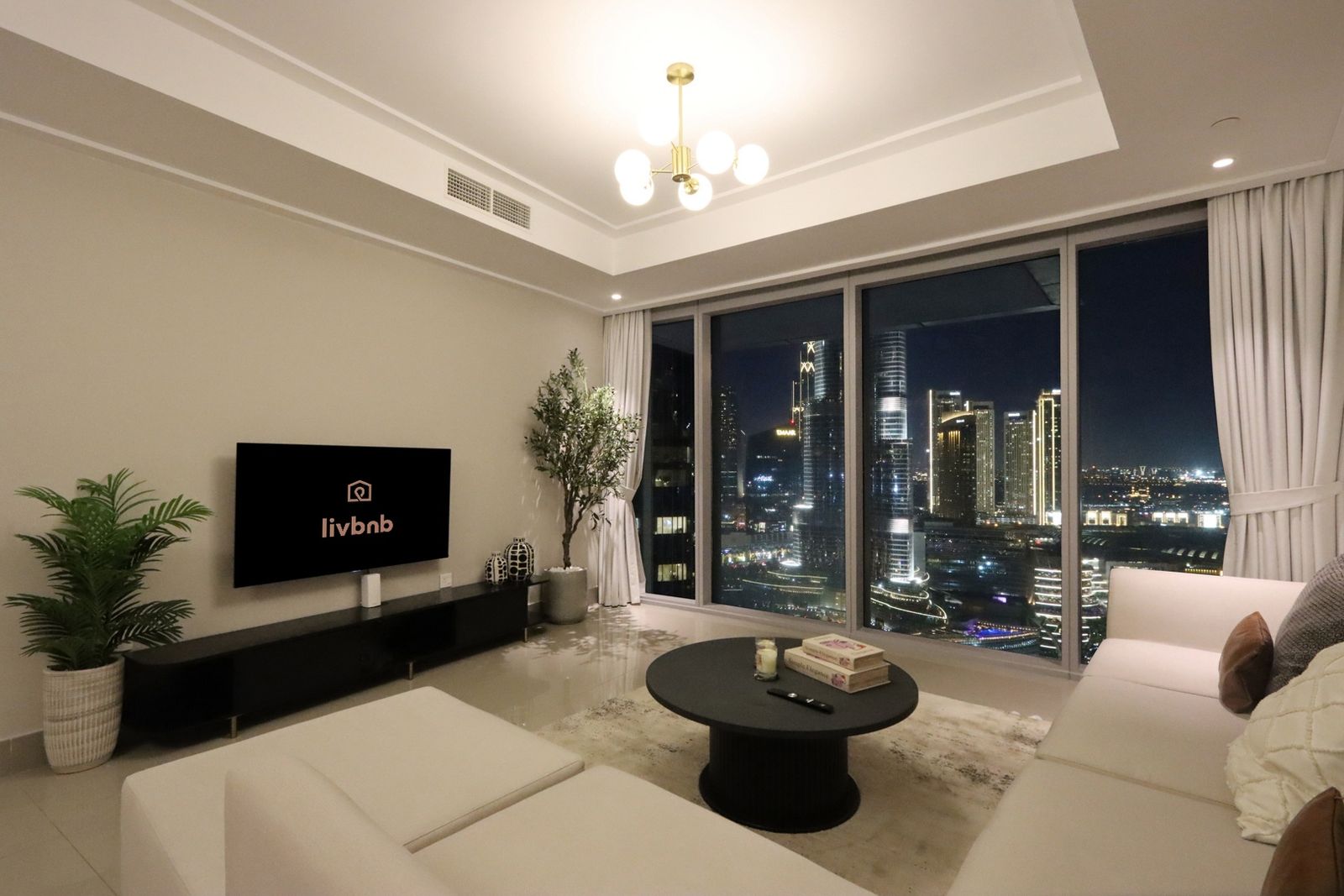 439