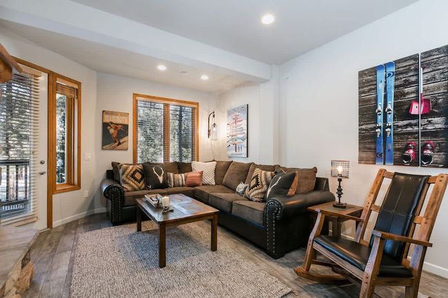 Pet Friendly Mountain Hideaway