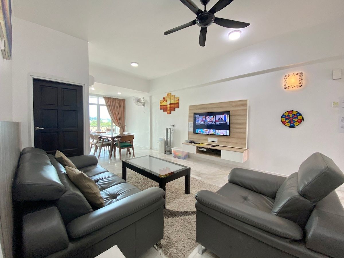 Seaview 3BR Condo, Family Getaway | 5mins to Shops