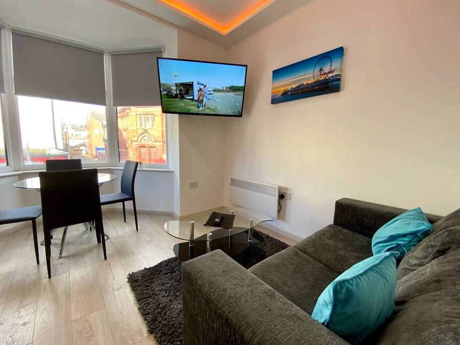 Apartment 5 · Princess Theatre Beach Side Town Centre Apartment