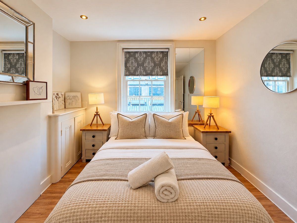 Prime Central London Retreat | Spacious & Sleeps 4