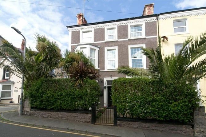 Vale house Family Home in Central Llandudno