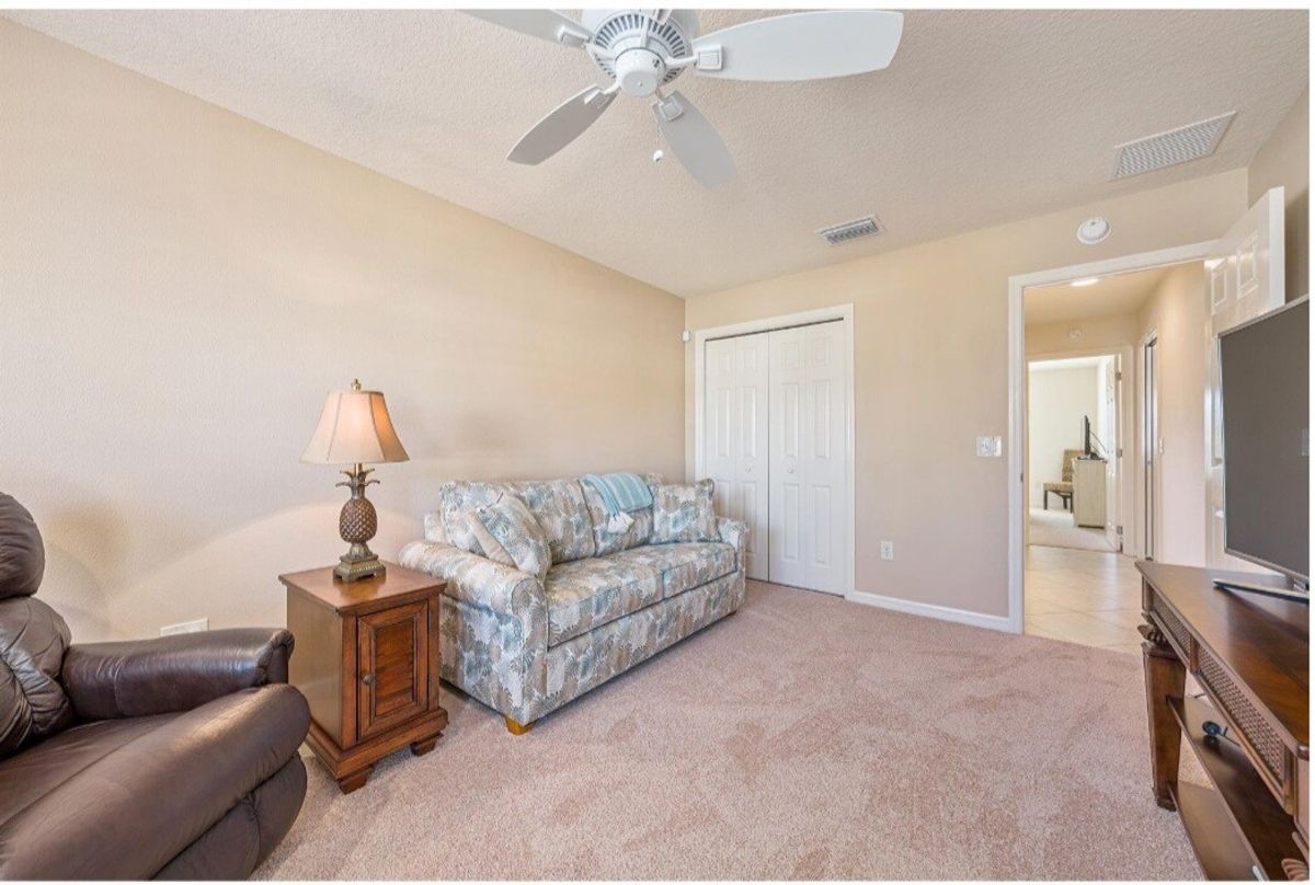 3BR Near Brownwood + Golf Cart + Office + Patio — photo 7