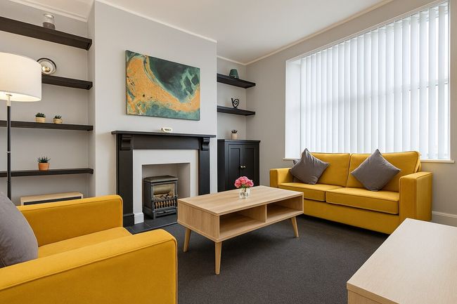 Spacious 5 Bed with Garden and free Street Parking