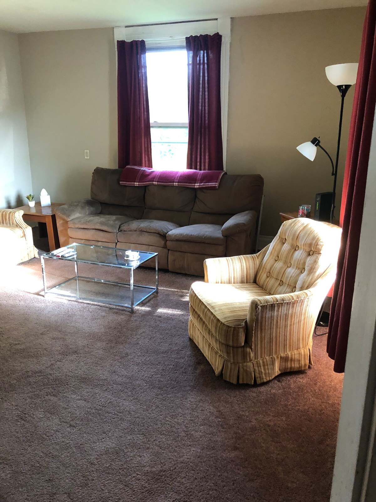 Efficient 2 Story House - 3bed 2bath