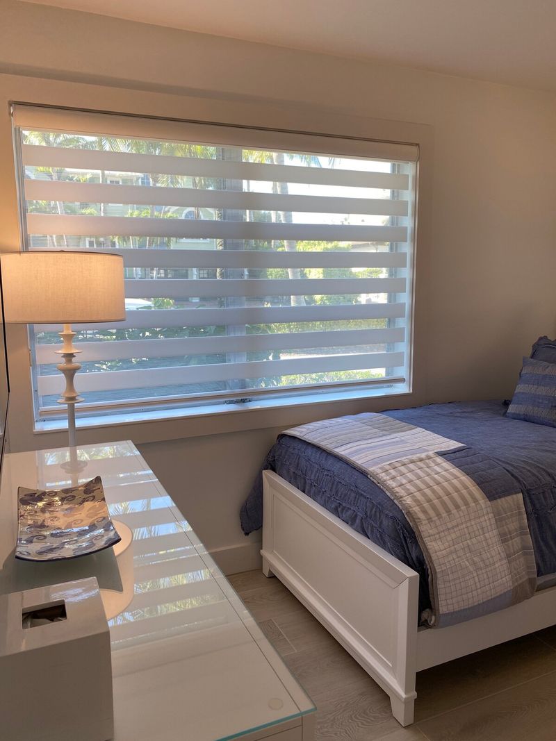 Luxury 2-Bed Condo Steps to Naples Beach & Downtown — photo 16